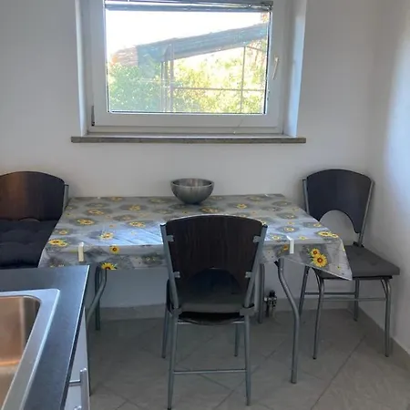 Apartma Mari Apartment *