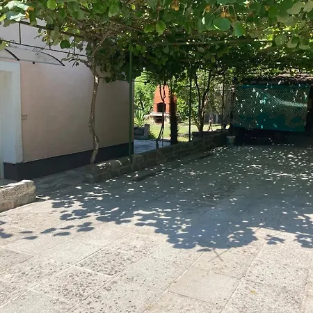 Apartma Mari Lucija